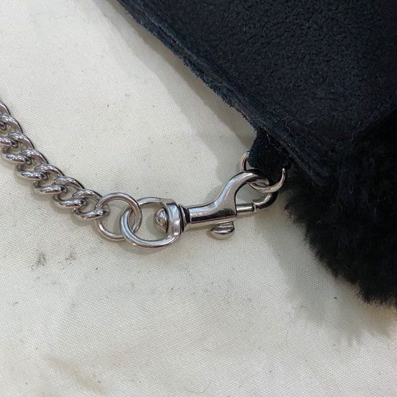 Ugg Shearling RARE 3-in-1 Belt, Shoulder, & Clutch - Picture 5 of 11